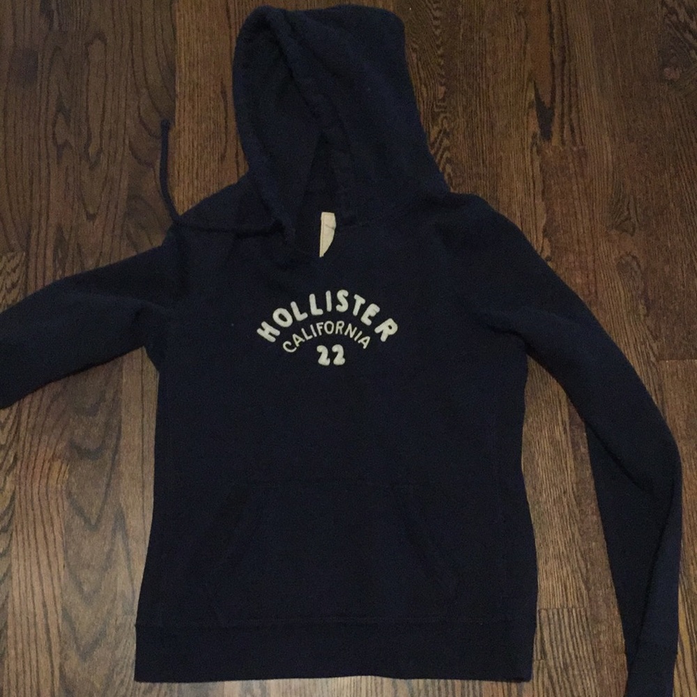 Hollister Women’s Size L Hoodie